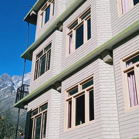 Mahima Hotel Sāngla Exterior foto